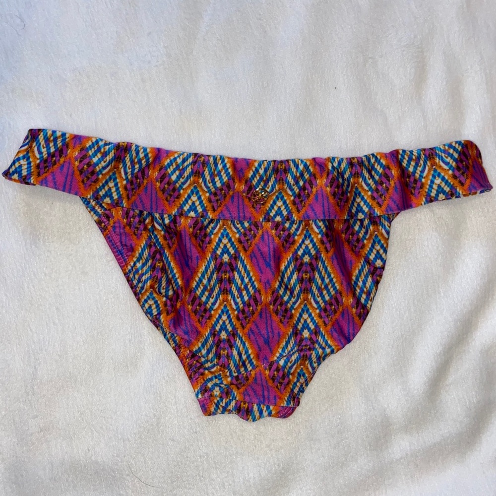 ViX Bikini Bottom - Picture 2 of 10
